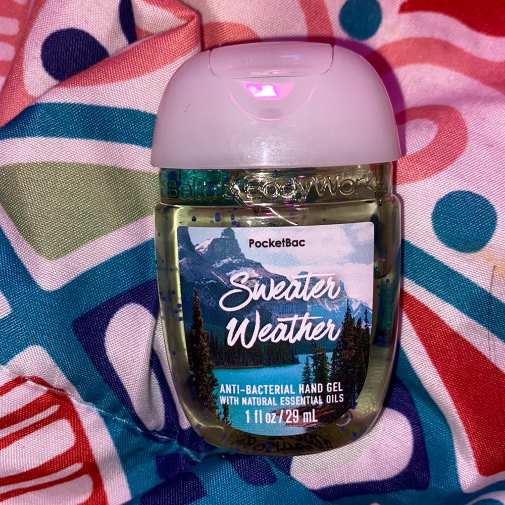 Sweater weather sanitizer- bath and body works